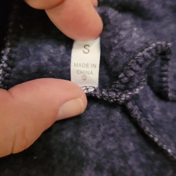 🐾 Derulia Small Dog Sweaters (Set of 2) – Cozy Pet Clothing for small dog breed - Picture 3 of 13